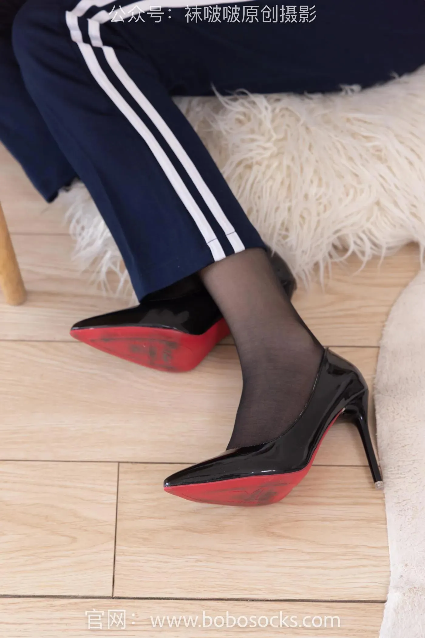 [BoBoSocks袜啵啵]NO.135 小甜豆-高跟鞋、黑丝（脚尖透明款）、裸足 [140P]插图5